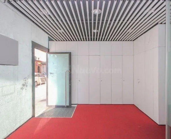 LOCAL EN VENTA EN CERDANYOLA DEL VALLÈS