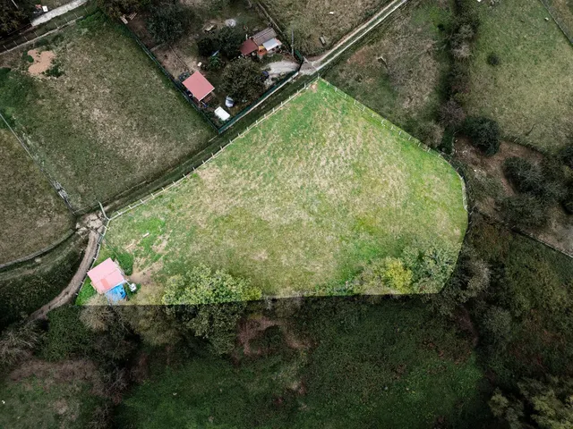 Finca edificable de 2.065 m2 en Olloniego, con vistas a la montaña — 6
