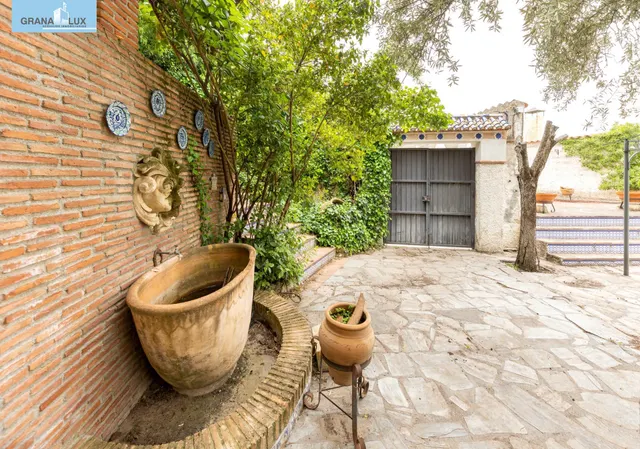 Chalet con gran parcela en Cogollos — 28