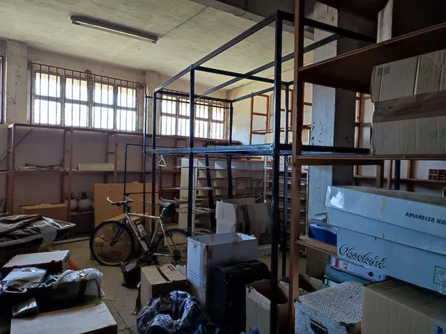 Local comercial en Aranguren — 9