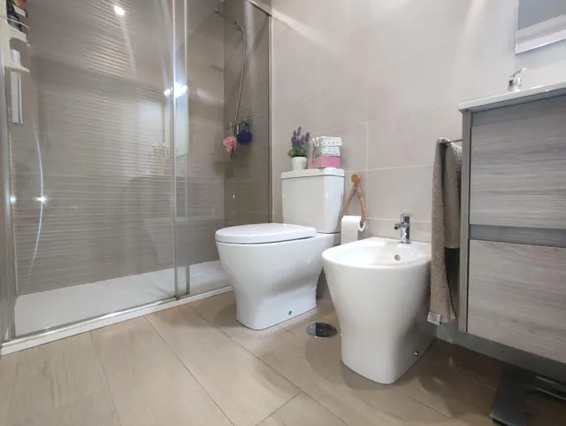 ESTUPENDA VIVIENDA EN NUEVO ZOCO, CON MAGNÍFICO Y GRAN PATIO (PORCHE), PISCINA, COCHERA, TRASTERO!!!! — 29