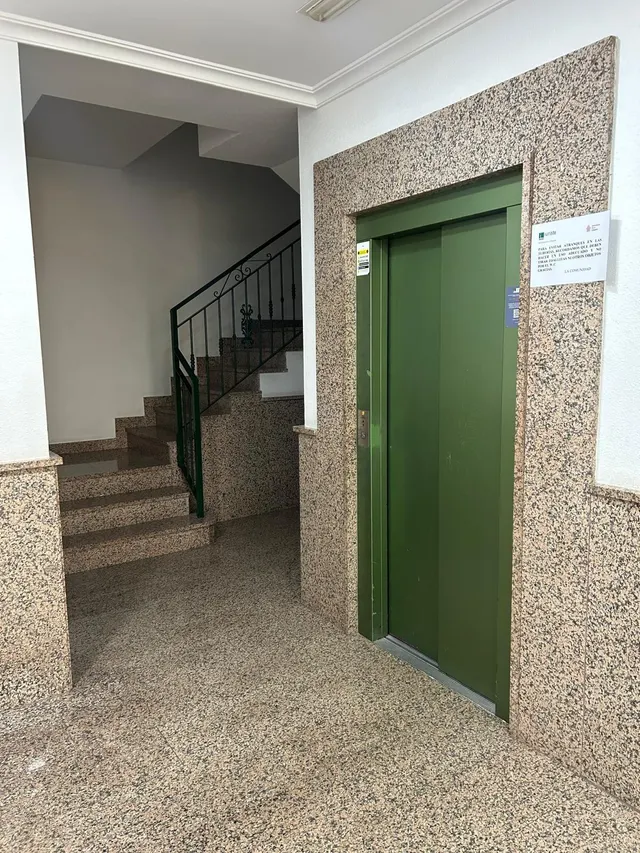 Exclusivo Piso en Puebla de Vícar con Vistas y Comodidades — 36