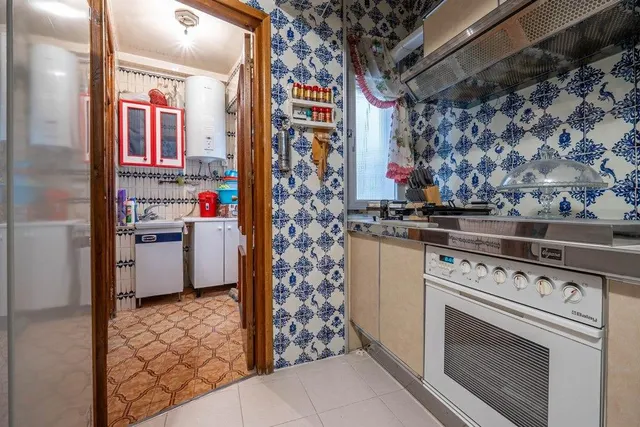 Pisazo en venta en calle Obispo Hurtado — 35