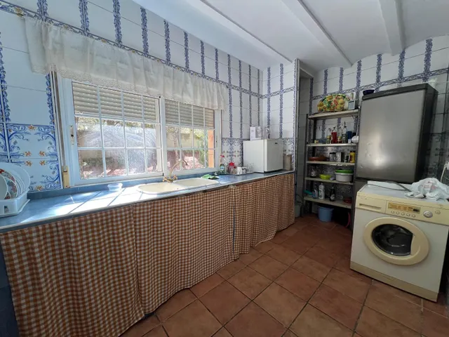 CHALET URBANO EN URB PINAR DE CASINOS — 17