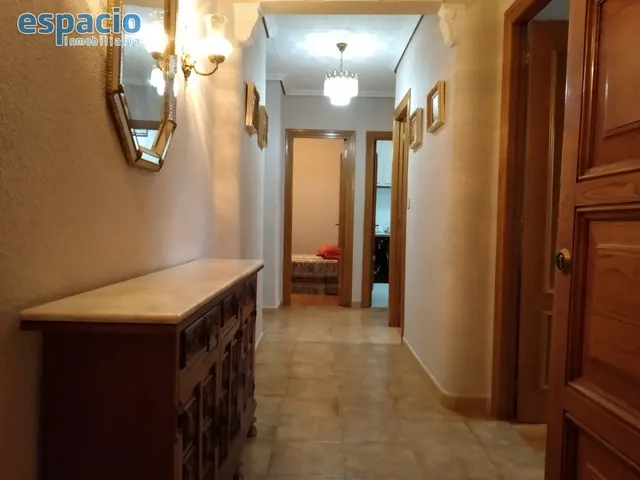 VENTA DE PISO LUMINOSO EN ZONA CENTRO