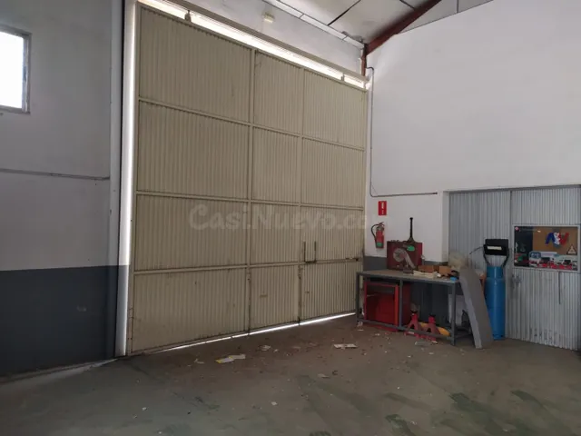 NAVE A LA VENTA EN XATIVA CON TALLER MECÁNICO - foto 2