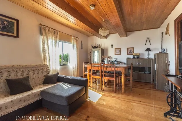 Casa con atardeceres de ensueño en Pardiñán, Reis — 9