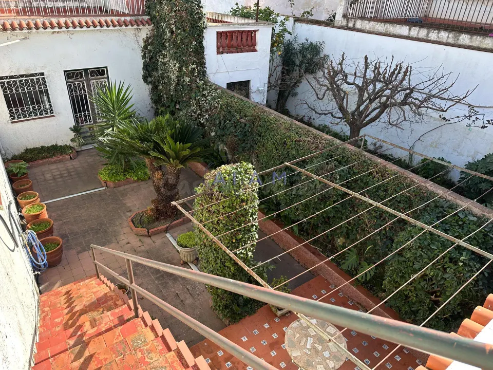 ¡Descubre esta magnífica casa en el corazón de Calella!