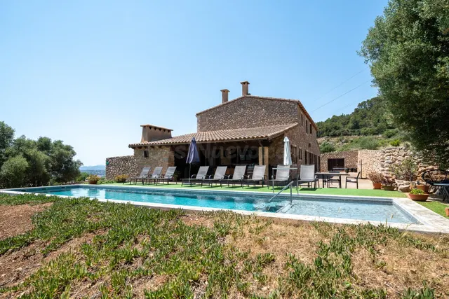 Exclusiva Finca Mallorquina con LICENCIA VACACIONAL en Sant  - foto 3