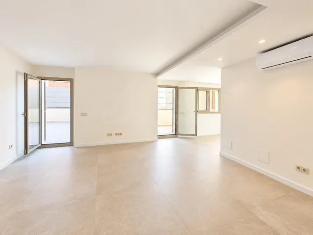 MODERNO PRIMER PISO CON TERRAZA - foto 2