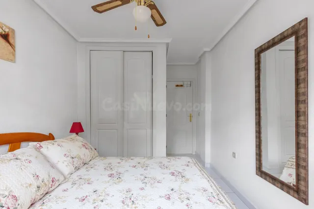Apartamento de 2 dormitorios 1 baño en punta prima ( orihuela costa ) — 16