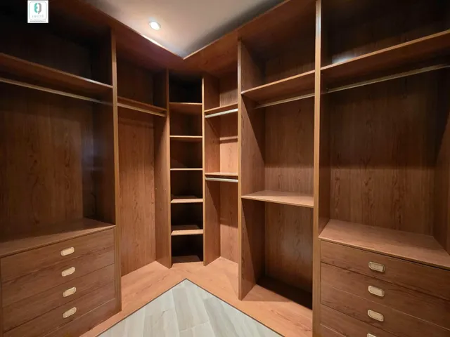Gran piso de 3 dormitorios y 2 baños en la mejor ubicación — 10