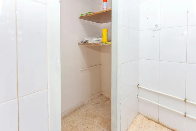 Se vende piso zona los marianistas — 32