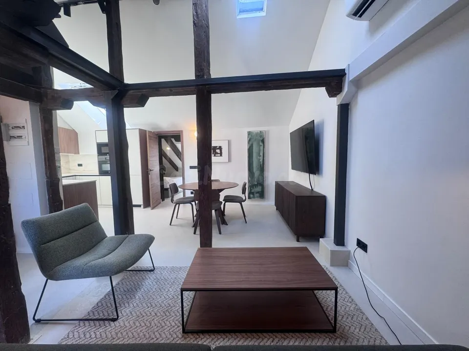 Exclusiva vivienda exterior a estrenar en el centro de Madrid.