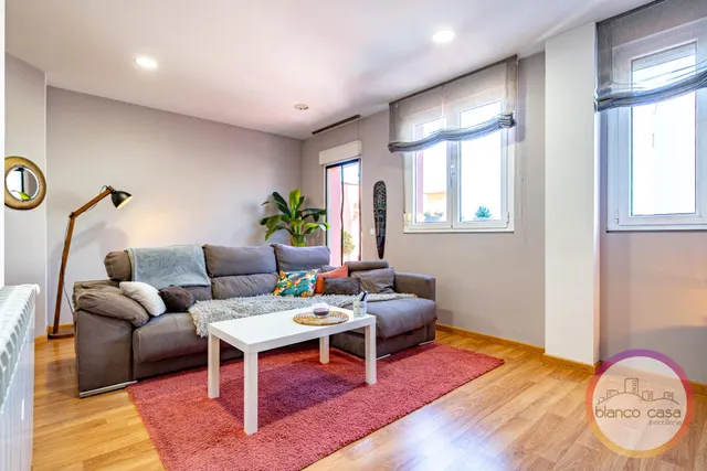¡ un piso con terraza de más de 25 m2, garaje y trastero en Carballo por 189.990€! — 26