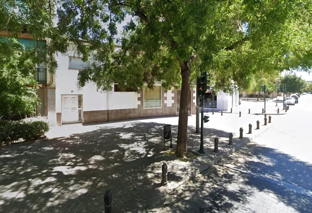 Local + vivienda en Avda. Cadiz — 3
