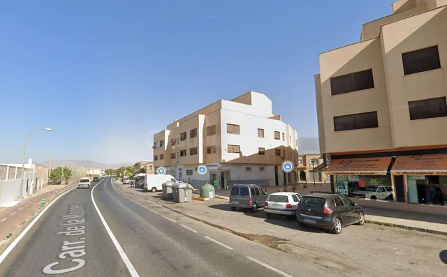 Se vende piso OKUPA en Ejido (Almería). - foto 3