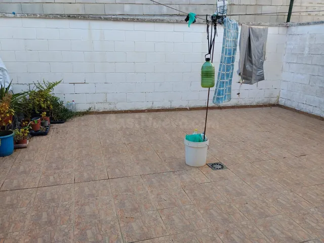 A. Encantador Adosado en La Victoria, Córdoba por solo €128,000. Luminoso y cochera propia y gran patio privado. — 8