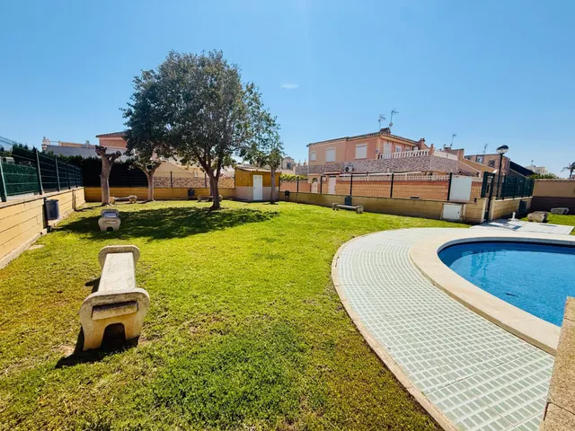 Casa 3 habitaciones 120m² en venta - Carrefour — 38