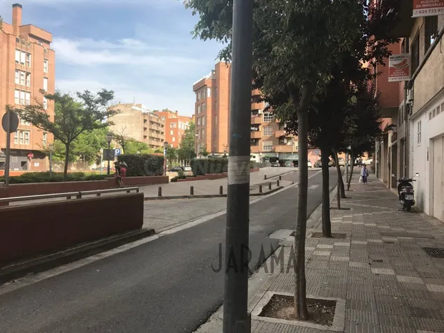 Centrico local comercial en Fernando Remacha