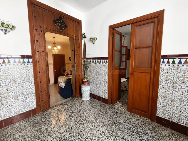 ¡CASA DE PUEBLO EN JIMENA DE LA FRONTERA! - foto 2