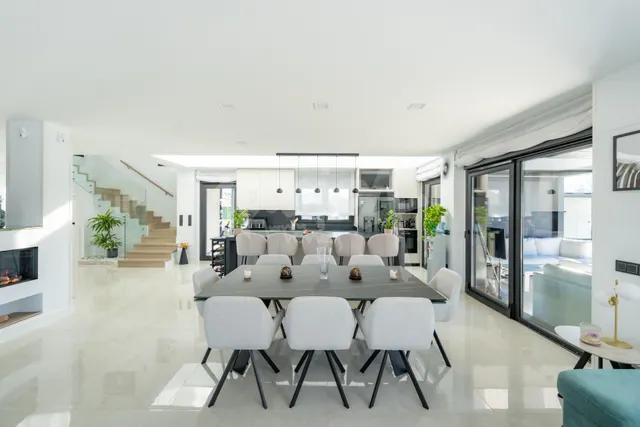 Chalet de lujo en venta en Colmenarejo con piscina climatizada — 21