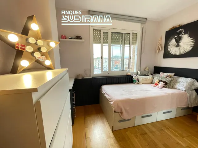 Lluminós pis de 3 habitacions a la zona de la Masuca, a Igualada. — 24