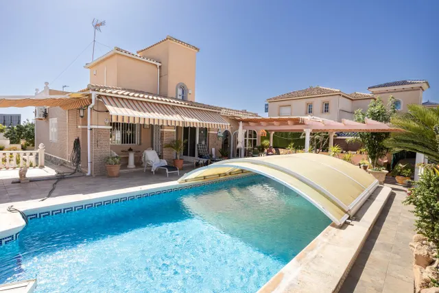 Villa 4 habitaciones 180m² en venta - Lomas de Cabo Roig — 27
