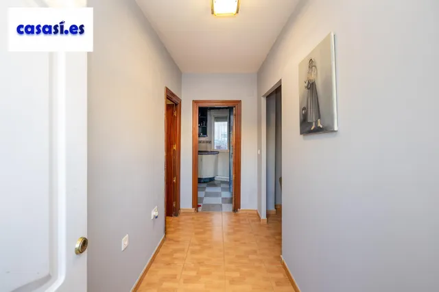 Casa con estupenda ubicación en Armilla. avenida de los ogíjares — 9