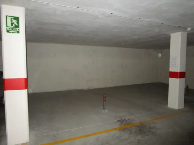 Plazas de parking en venta, zona Tulell. Buenísimo acceso y fácil aparcamiento. — 9