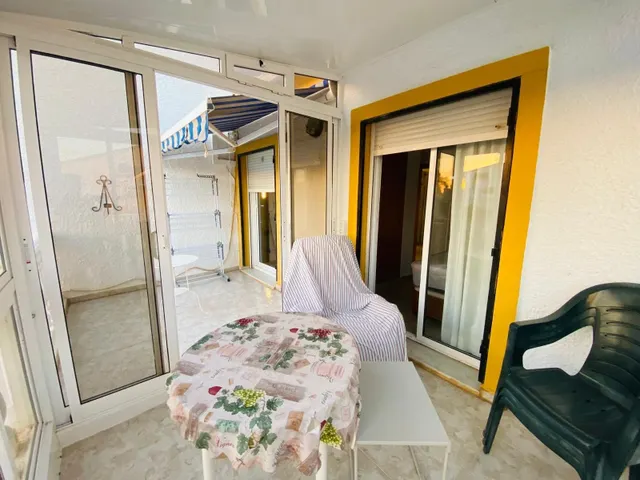 Apartamento de 2 dormitorios con terraza y piscina en El Edén, Guardamar del Segura — 15