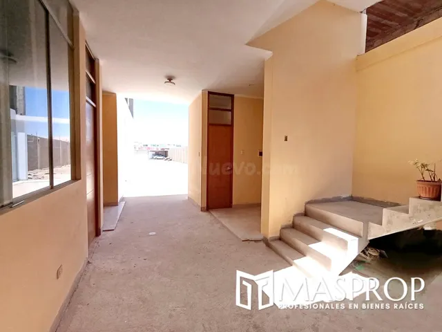 Propiedad en Pocollay: Terreno Extenso y Construcción en Des - foto 3