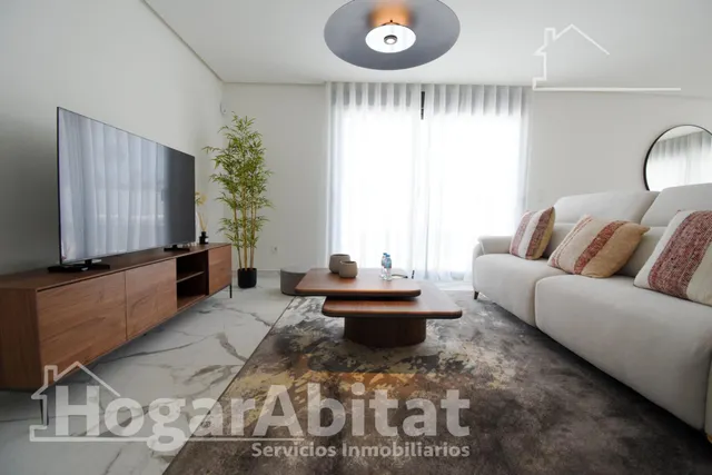 CHALET NUEVO CON PISCINA, GARAJE Y TERRAZA — 13