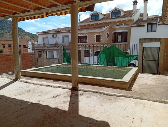 Chalet 4 habitaciones 390m² en venta - Andalucia - foto 3