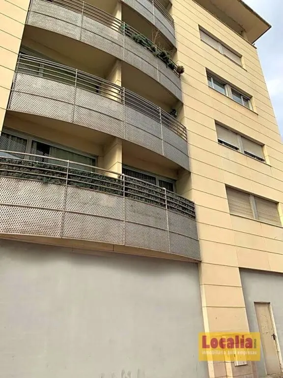 Local comercial en bruto junto a El Corte Inglés - foto 5