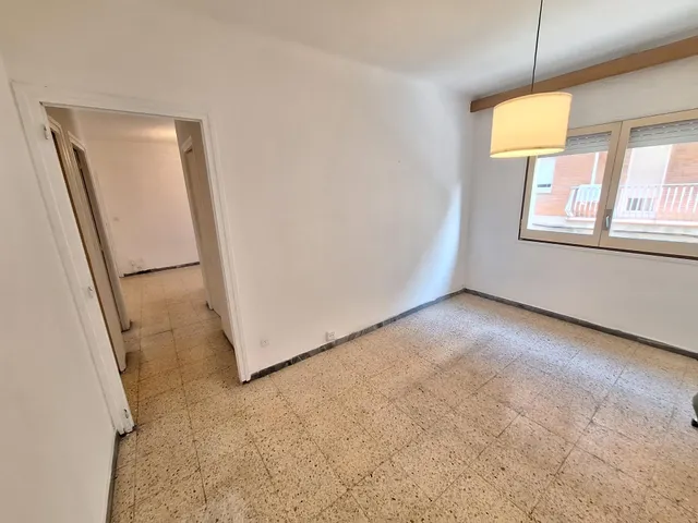 PIS  A VILANOVA DEL CAMÍ — 22