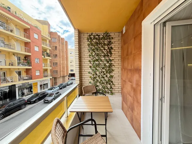Apartamento 4 habitaciones 107m² en venta - Estacion de autobuses — 26