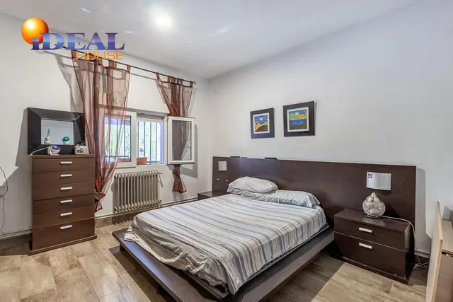 Casa con piscina en urb los chopos - Las Gabias — 16