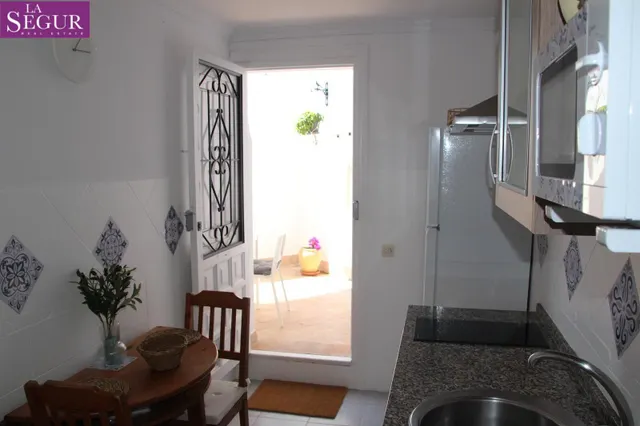 CASA EN PLANTA BAJA EN ZONA NUEVA — 9