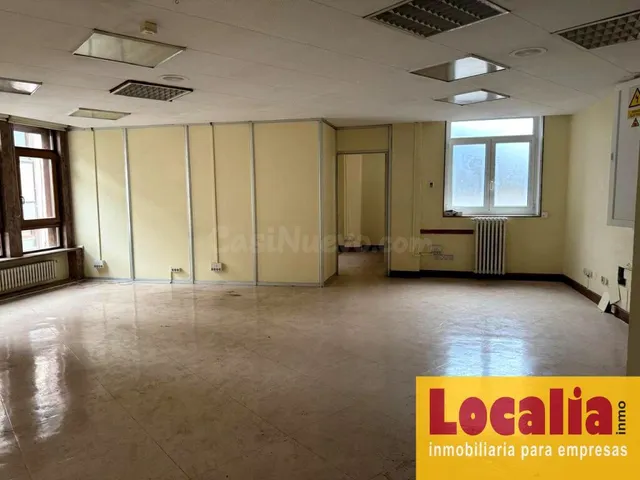 Excepcional local para oficinas en Santander. — 10