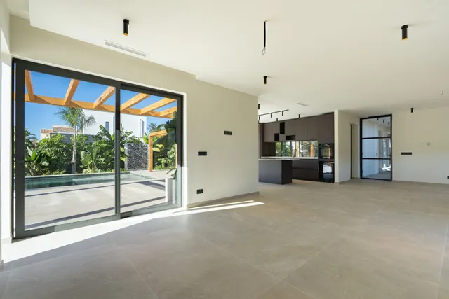 Villa 3 habitaciones 471m² en venta - La Granadella - Costa Nova — 6