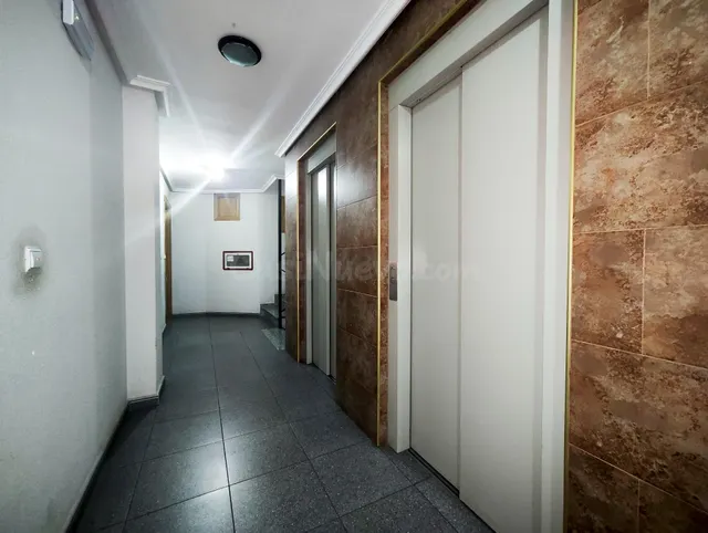 Piso con cochera Calle Cordoba - foto 4
