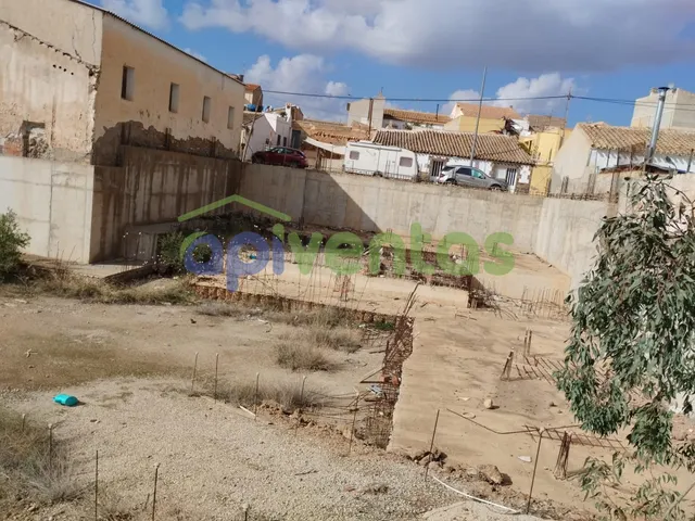 Solar urbano para nueva construcción — 4