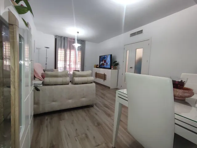 ESTUPENDA VIVIENDA EN NUEVO ZOCO, CON MAGNÍFICO Y GRAN PATIO (PORCHE), PISCINA, COCHERA, TRASTERO!!!! — 9