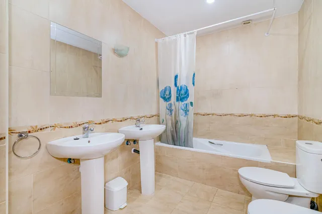 Chalet en venta en la mejor zona de ATARFE — 41