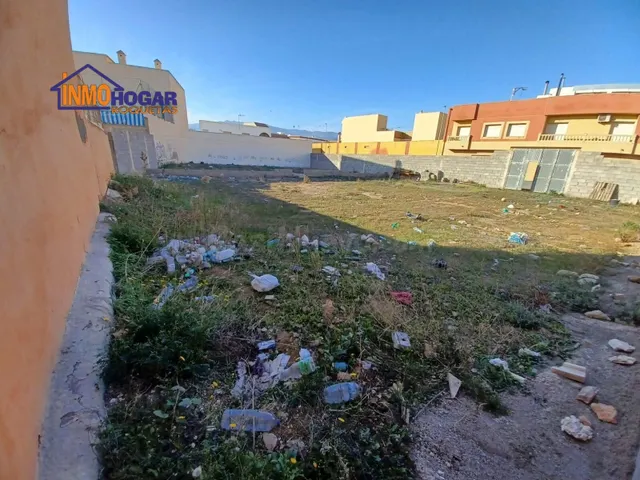 "OCASIÓN PARA INVERSORES, TERRENO URBANIZABLE DE 1.000 MTR P