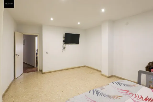 Amplio Piso de cuatro habitaciones en el corazón de Durcal — 18