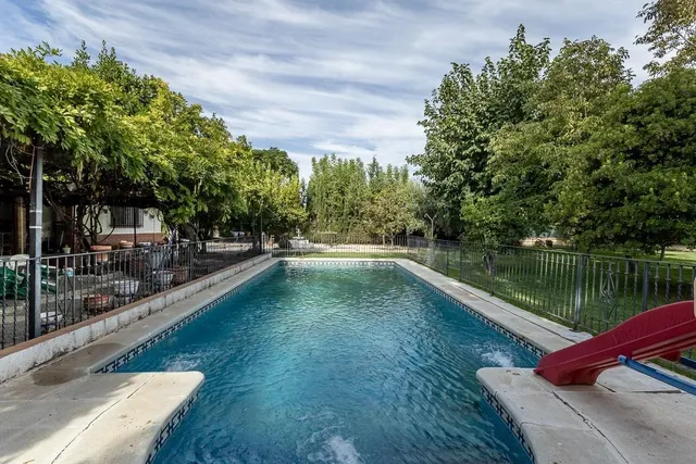 Espectacular Chalet en Ogijares - Ideal para Familias — 9