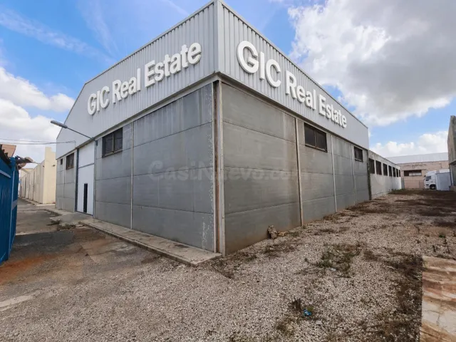 Nave industrial tipo C en alquiler en Alcàsser – 1.400 m2 — 2