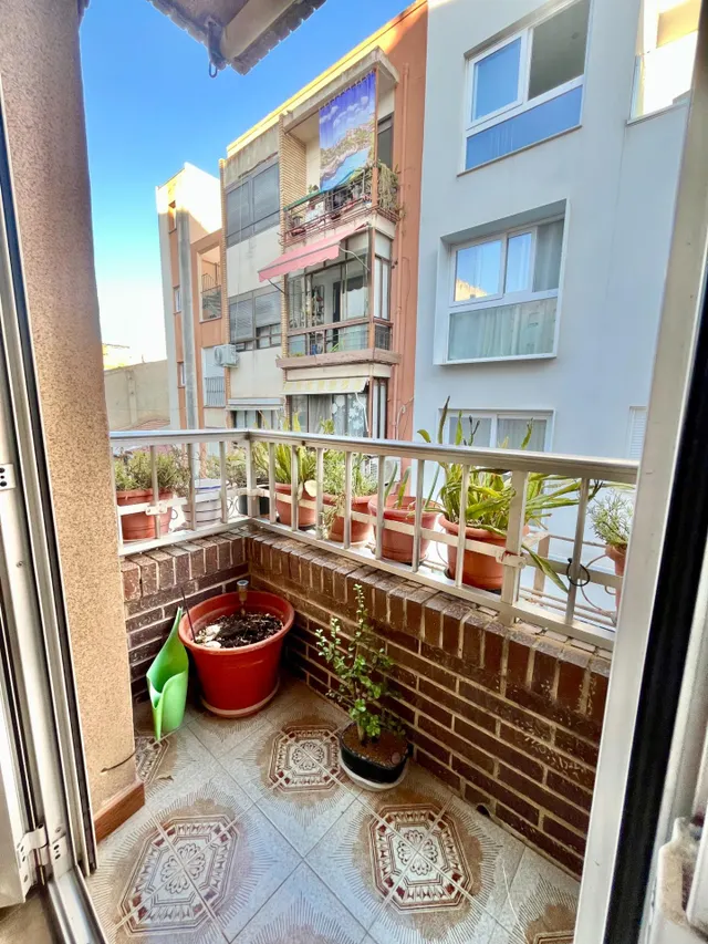 ¡¡Piso Reformado de 4 habitaciones y 2 Baños en Carolinas, Alicante!! — 17
